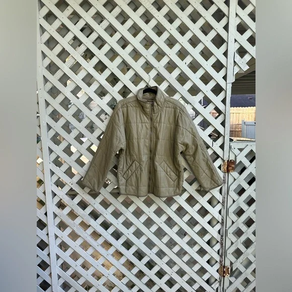 COPY - COPY - Free people Dolman Quilted Vegan Jacket - Picture 4 of 6